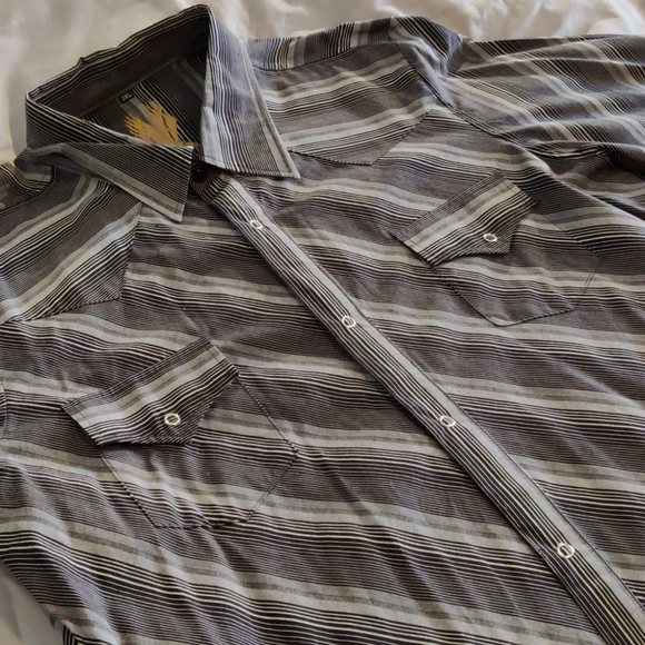Hot Topic Western-Style Snap Shirt NWOT - Picture 3 of 7